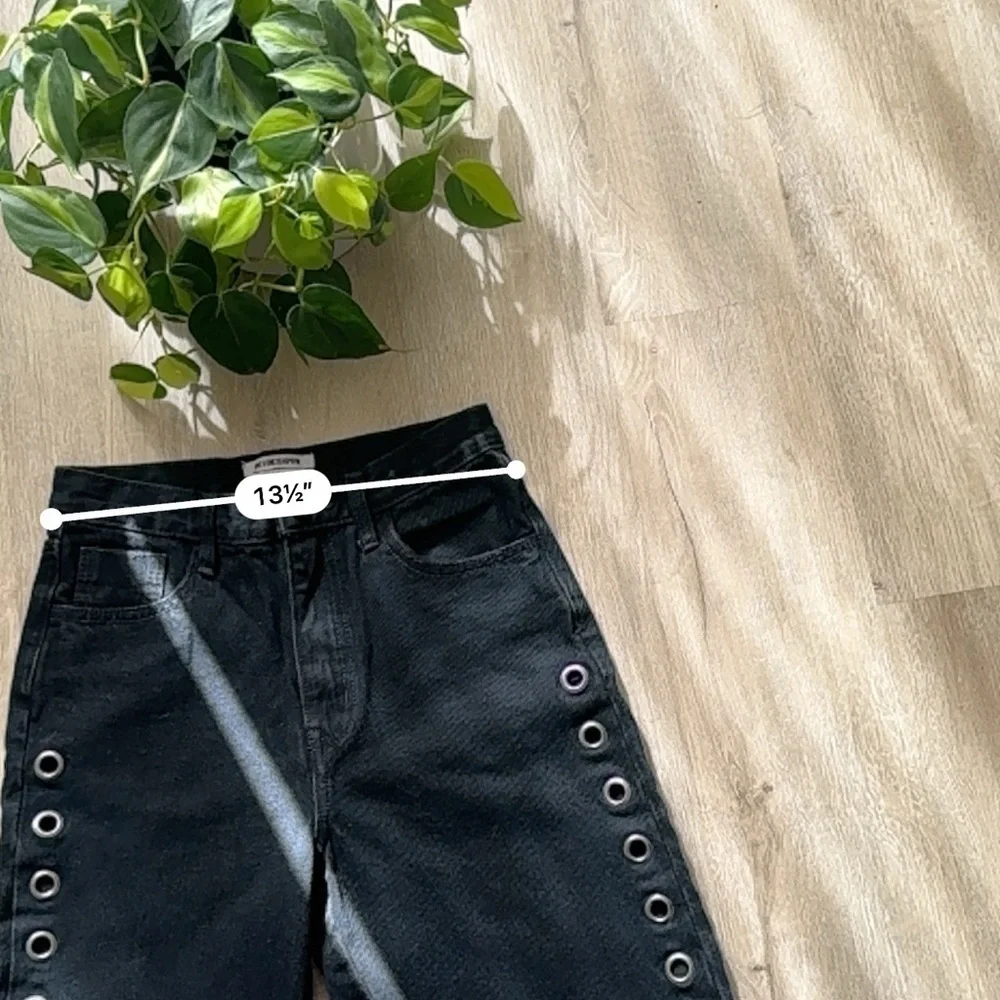 One x One Teaspoon Womens Legend High Waist Mom Grommet Detail Jean 25 Black